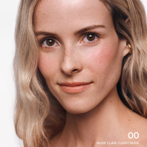 Terracotta Blush - Das Rouge für einen frischen Teint-Effekt Terracotta Blush - Das Rouge für einen frischen Teint-Effekt